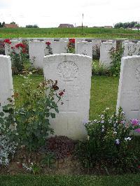 Dochy Farm New British Cemetery - McArthur, Arthur John